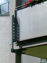 Balkongel�nder, Stahl, verzinkt f�r den Au�enbereich, Lochblechf�llung in Aluminium - (c) by Metallbau Fritz