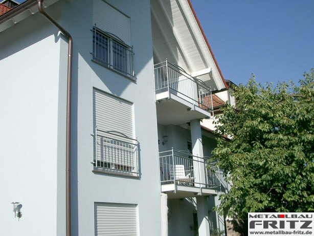 Feuerverzinktes Balkongelnder - Balkongelnder 16-01  -  (c) by Metallbau Fritz