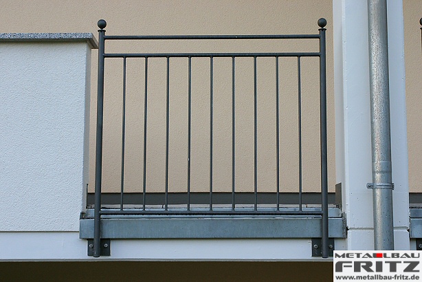Filigranes Balkongelnder - Balkongelnder 17-04  -  (c) by Metallbau Fritz