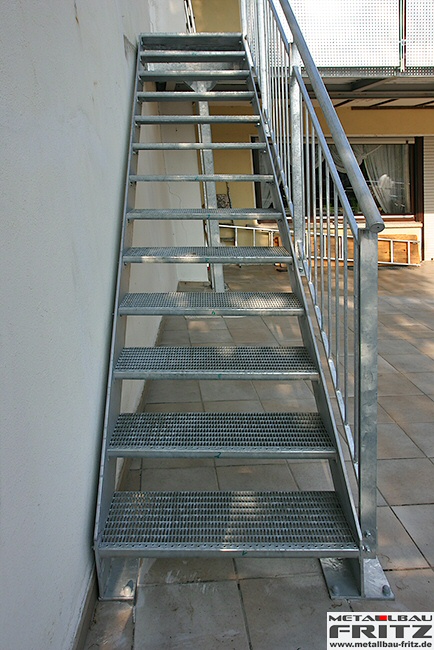 Balkon / Stahlbalkon 24-09  -  (c) by Metallbau Fritz