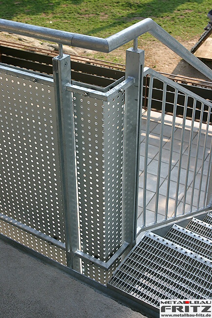 Balkon / Stahlbalkon 24-14  -  (c) by Metallbau Fritz