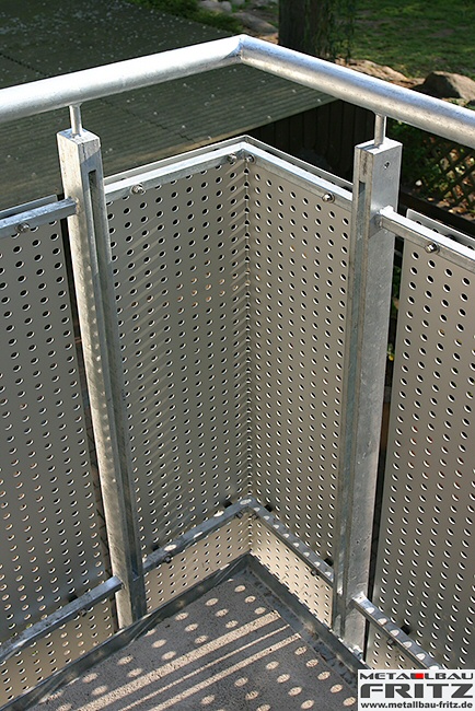 Balkon / Stahlbalkon 24-17  -  (c) by Metallbau Fritz