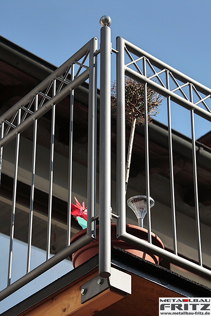 Balkon / Balkongelnder 28-05  -  (c) by Metallbau Fritz