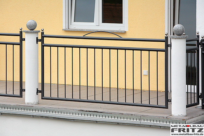 Balkongelnder 32-12  -  (c) by Metallbau Fritz