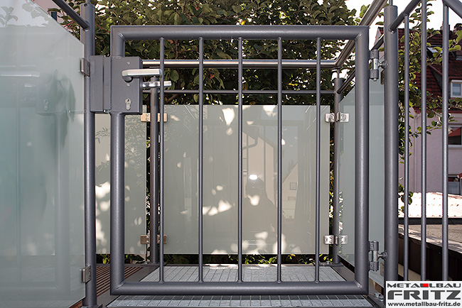 Anbaubalkon / Balkongelnder 34-20  -  (c) by Metallbau Fritz