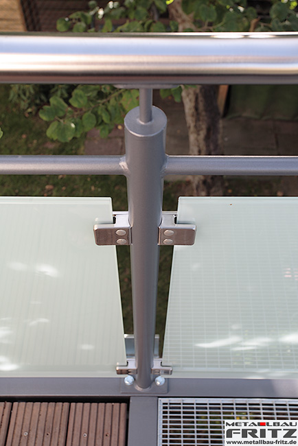 Anbaubalkon / Balkongelnder 34-24  -  (c) by Metallbau Fritz