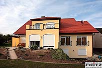 Balkongelnder mit Diagonalstreben und einer Klarglasfllung 36-01