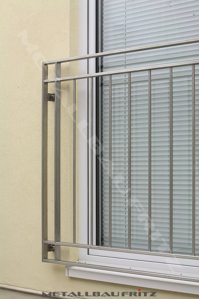 Franzsischer Balkon 50-03  -  (c) by Metallbau Fritz