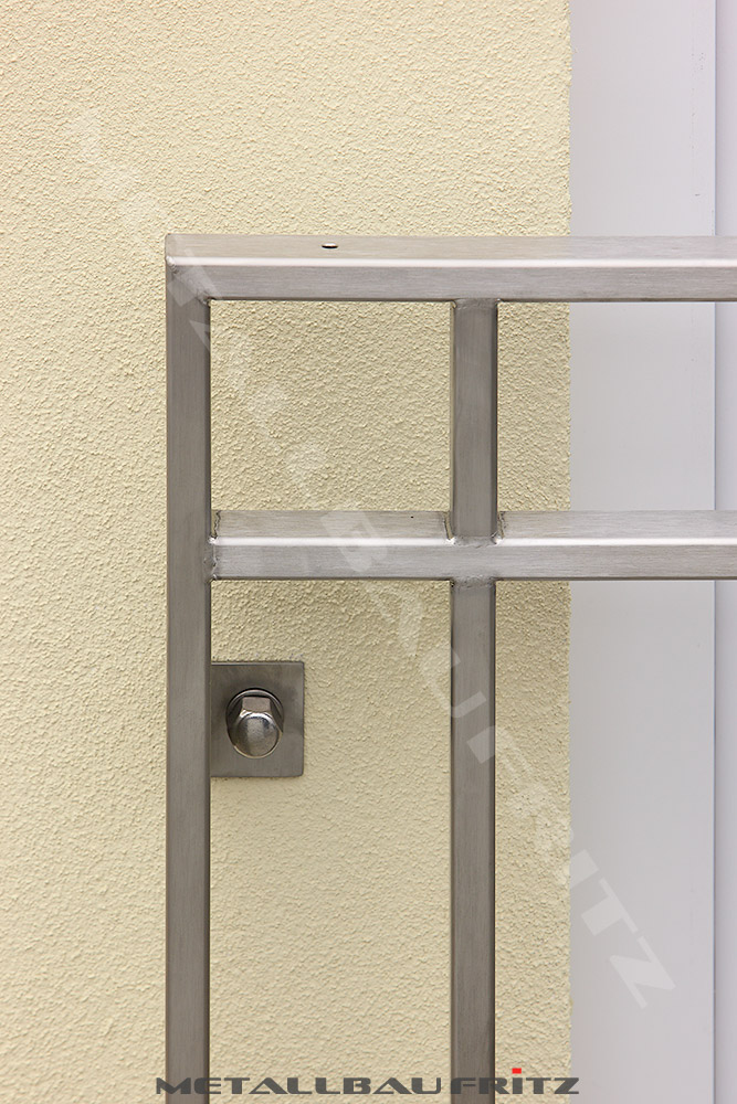 Franzsischer Balkon 50-05  -  (c) by Metallbau Fritz