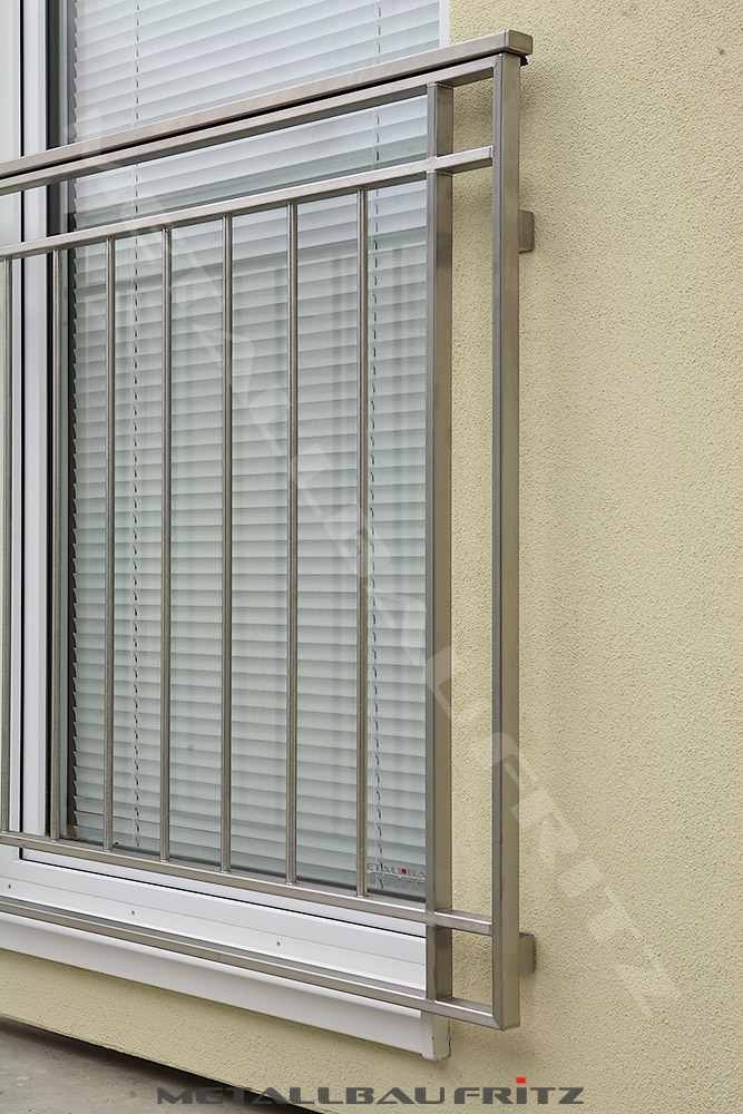 Franzsischer Balkon 50-09  -  (c) by Metallbau Fritz