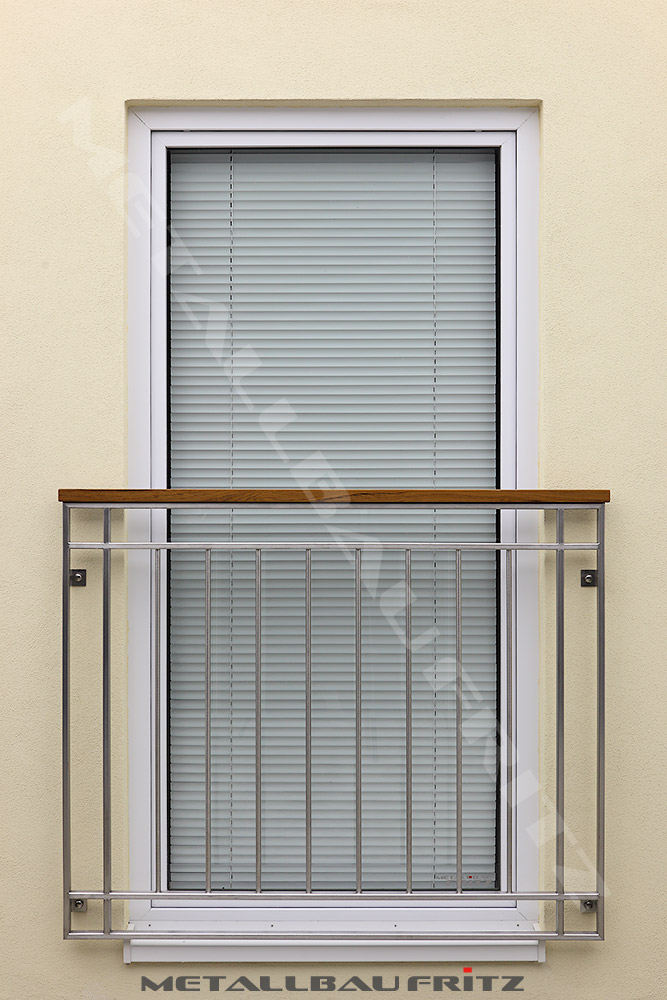 Franzsischer Balkon 50-11  -  (c) by Metallbau Fritz