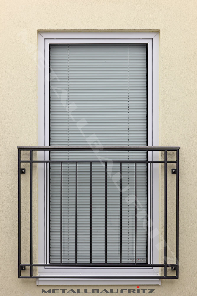 Franzsischer Balkon 50-26  -  (c) by Metallbau Fritz