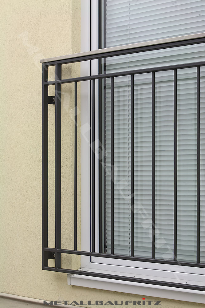 Franzsischer Balkon 50-28  -  (c) by Metallbau Fritz