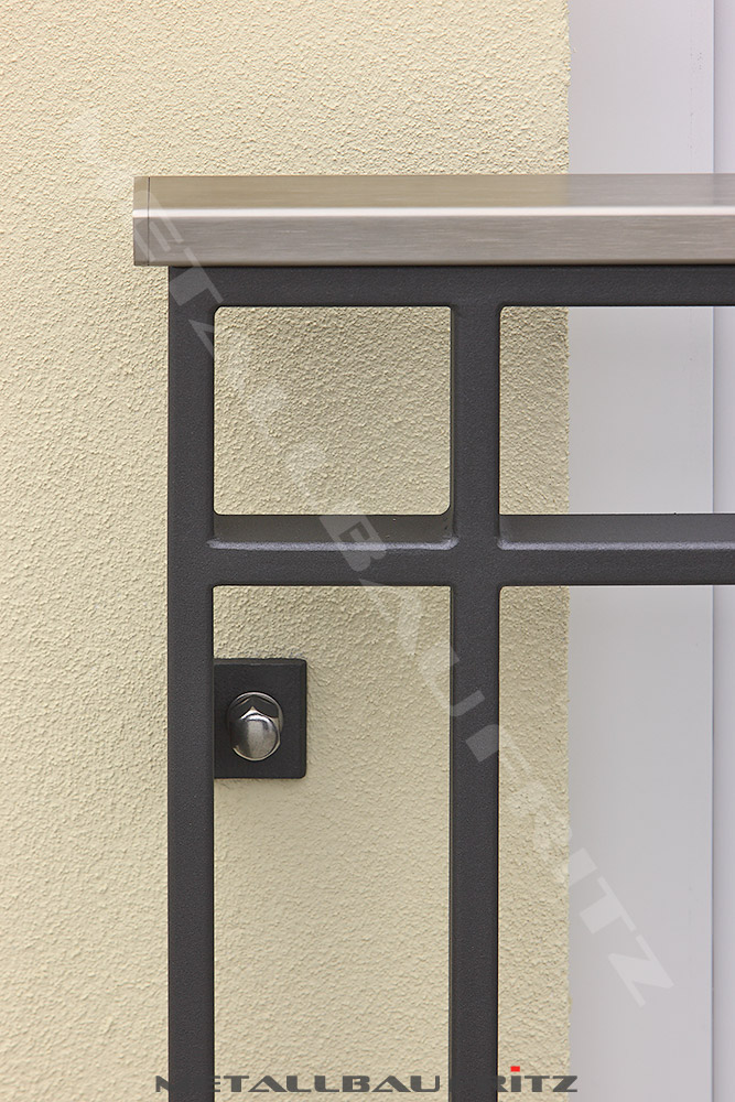 Franzsischer Balkon 50-30  -  (c) by Metallbau Fritz