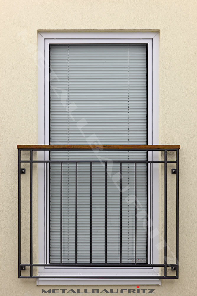 Franzsischer Balkon 50-31  -  (c) by Metallbau Fritz