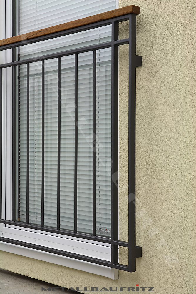 Franzsischer Balkon 50-34  -  (c) by Metallbau Fritz