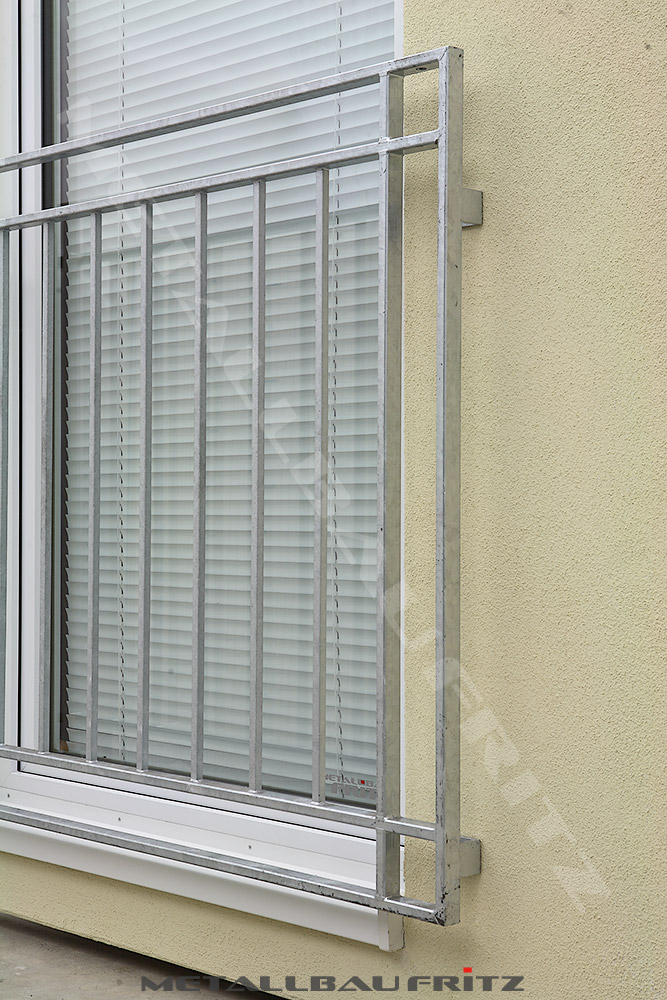 Franzsischer Balkon 50-44  -  (c) by Metallbau Fritz