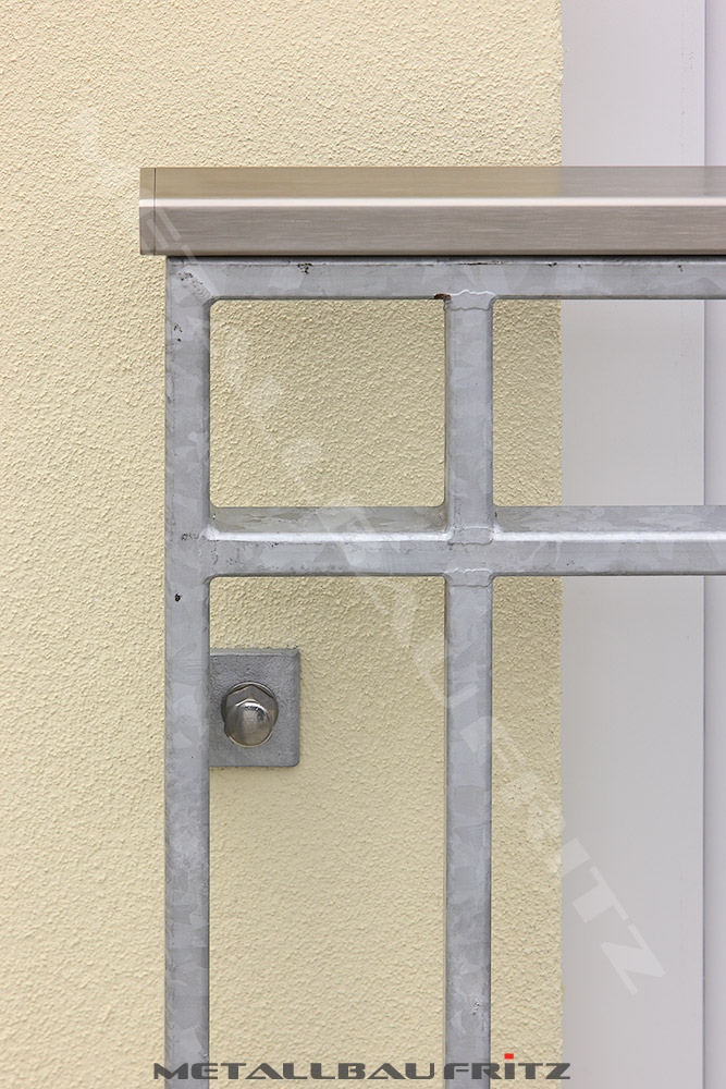 Franzsischer Balkon 50-50  -  (c) by Metallbau Fritz