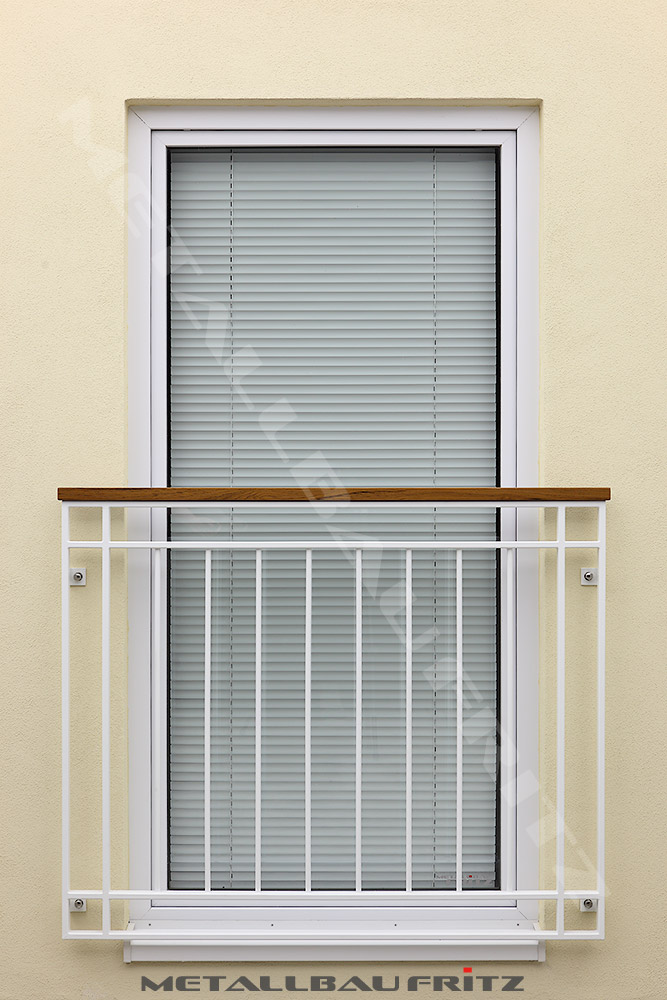 Franzsischer Balkon 50-71  -  (c) by Metallbau Fritz