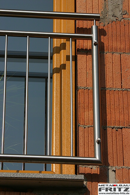 Franzsischer Balkon 10-02  -  (c) by Metallbau Fritz