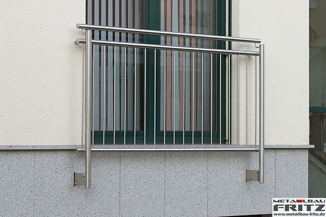 Franzsischer Balkon Edelstahl 11-08  -  (c) by Metallbau Fritz