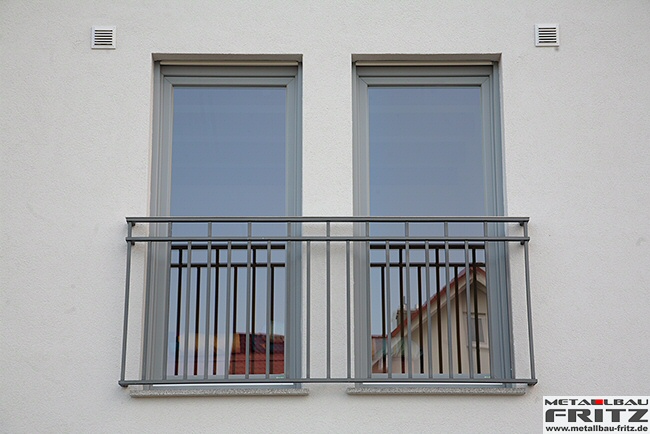 Franzsischer Balkon 12-02  -  (c) by Metallbau Fritz